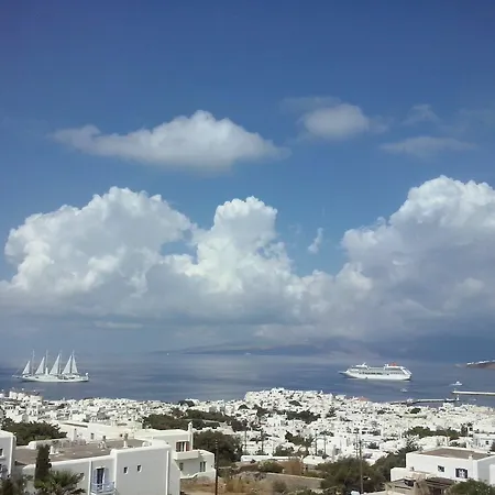 בית הארחה Regal View 3*